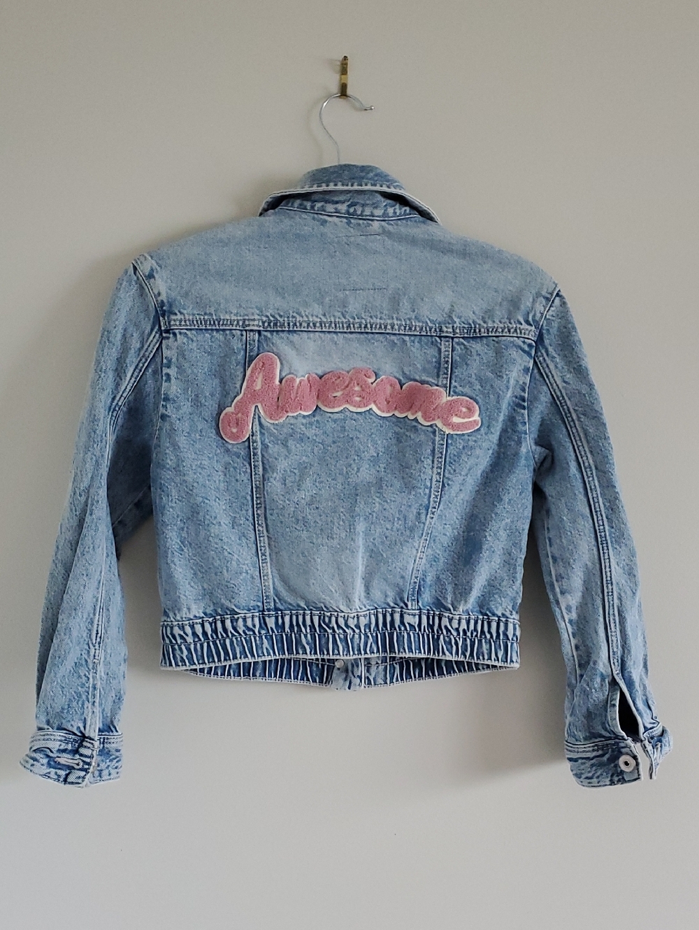 Strong Amazing Girl Light Wash Cropped Awesome Printed Denim Cotton Jacket L